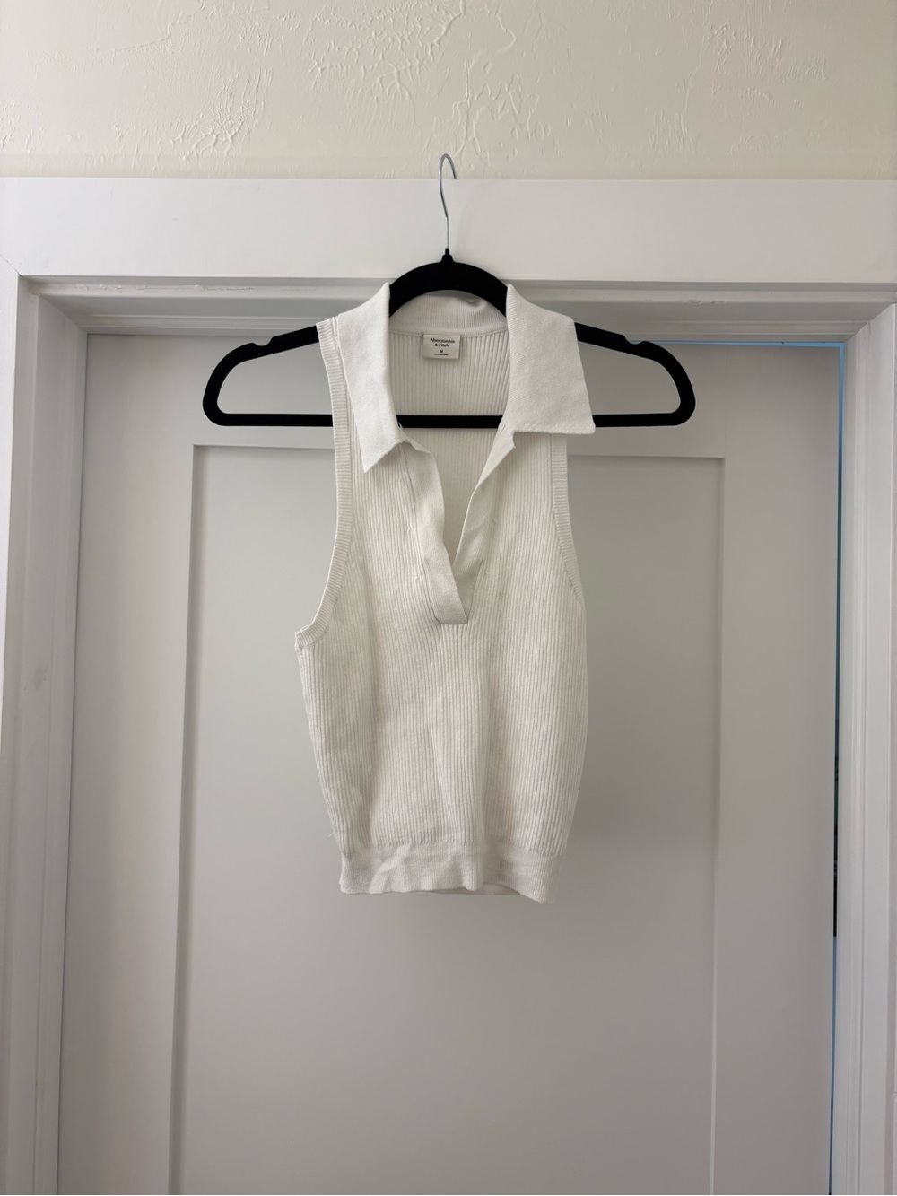 Abercrombie & Fitch White Ribbed Polo Tank